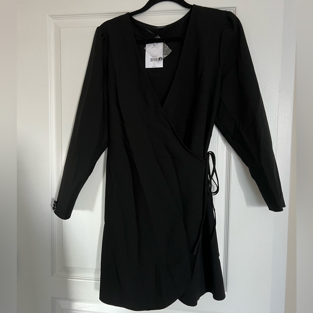 NWT Top Shop long sleeve wrap dress black